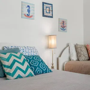 https://new-steps-to-white-sand-beaches-pool-grill-2br-2ba.panamacity-beachhotels.com