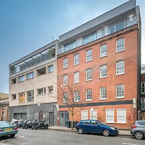 https://apt-luxury-shoreditch.brighton-hotels-england.com